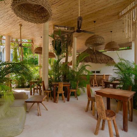 Beautiful Swim-Up Studio With Private Terrace, Pool And Jungle Gym تولوم المظهر الخارجي الصورة