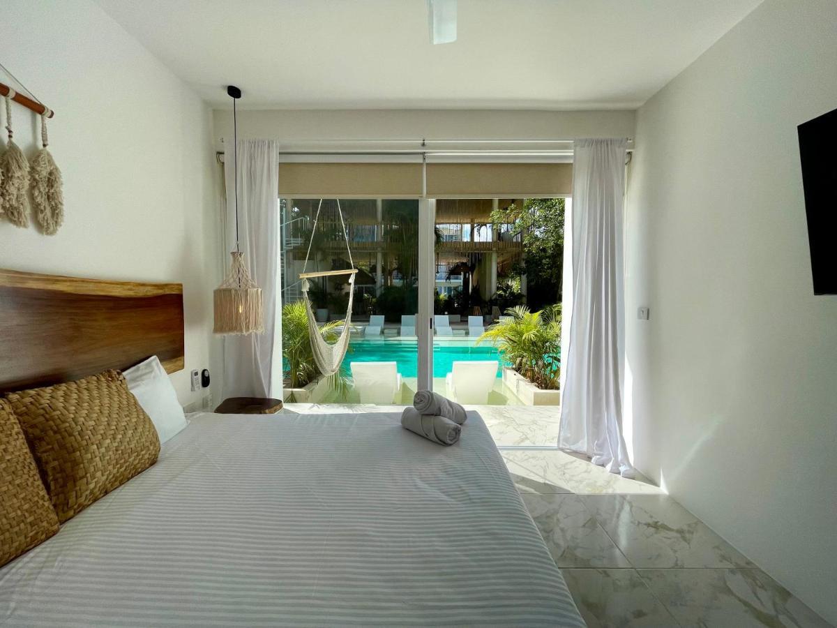 Beautiful Swim-Up Studio With Private Terrace, Pool And Jungle Gym تولوم المظهر الخارجي الصورة