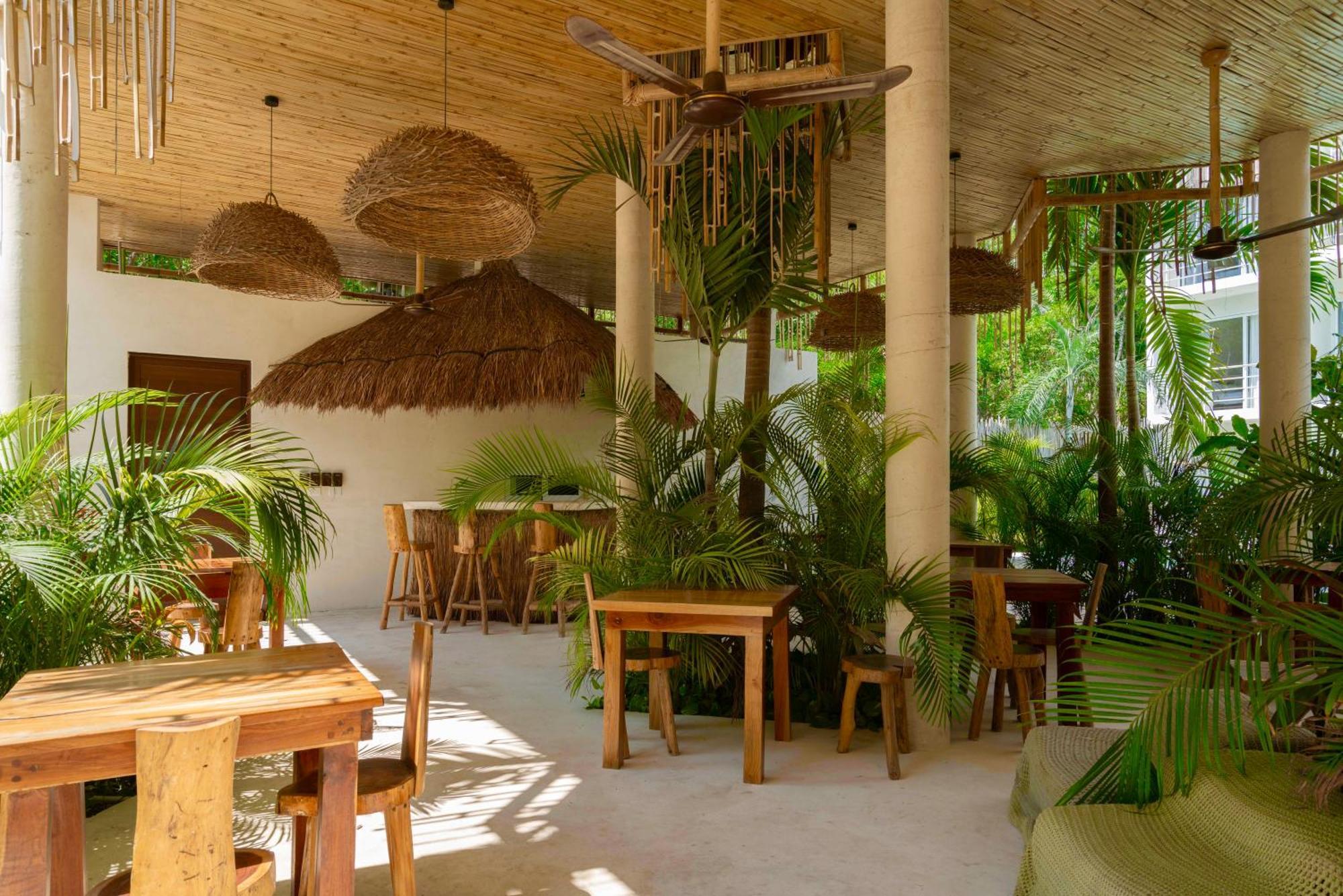 Beautiful Swim-Up Studio With Private Terrace, Pool And Jungle Gym تولوم المظهر الخارجي الصورة