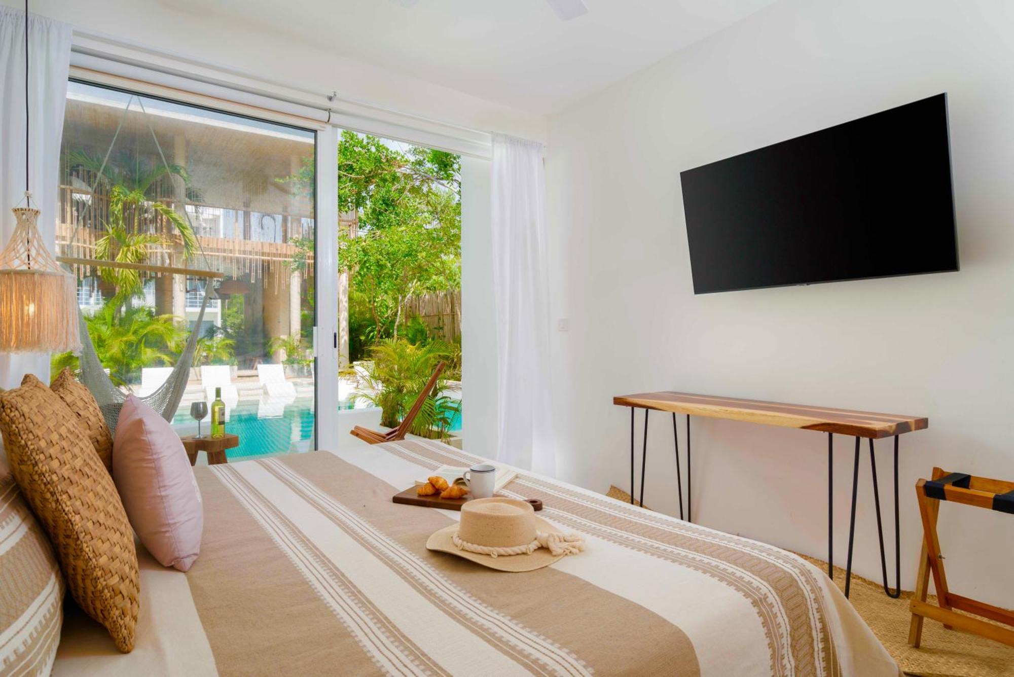 Beautiful Swim-Up Studio With Private Terrace, Pool And Jungle Gym تولوم المظهر الخارجي الصورة